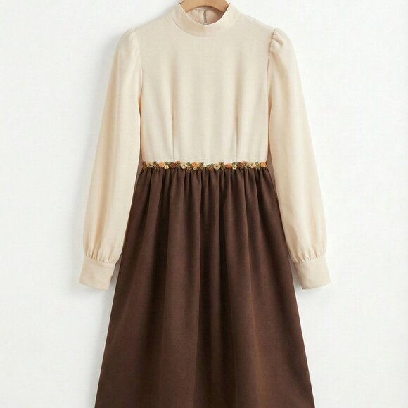 Elegant Cream and Brown Dress with Floral Detail - Picture 1 of 6